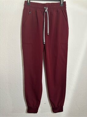 New MedGear Kayla Multi Pocket Scrub Jogger Pants in Raisin Red Size Small